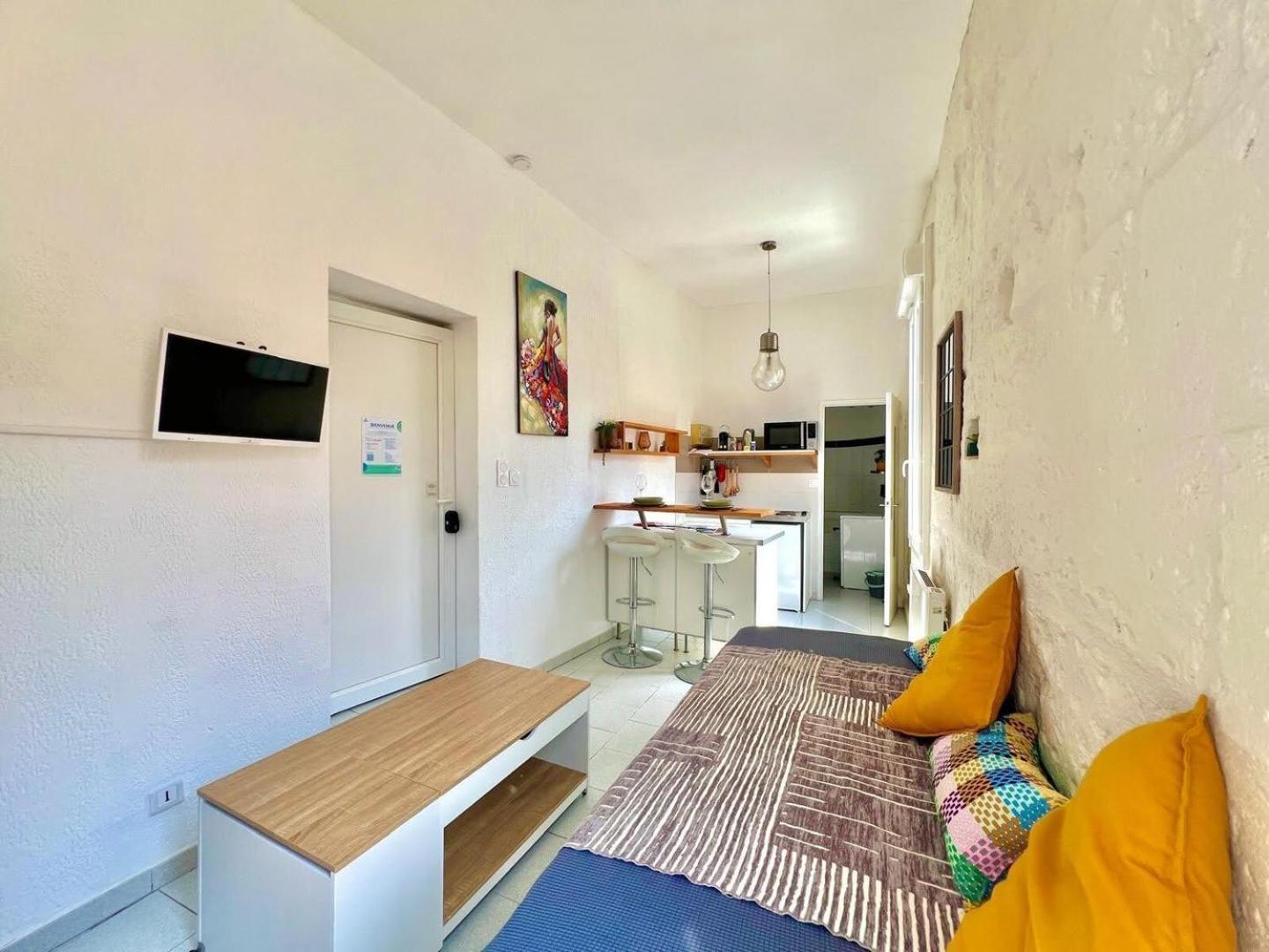 Studio Centre Historique, Gare A Proximite Nimes Ngoại thất bức ảnh